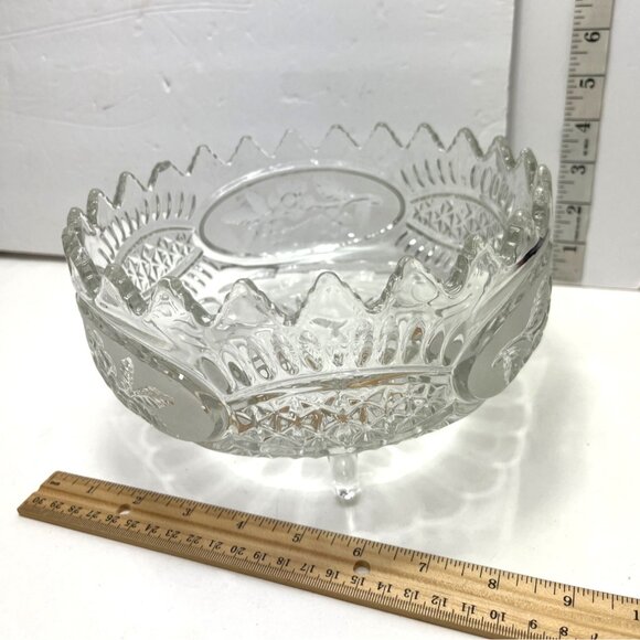 Vintage Clear Glass Footed Serving Bowl With Scalloped Edge & Floral Pattern - Picture 3 of 7